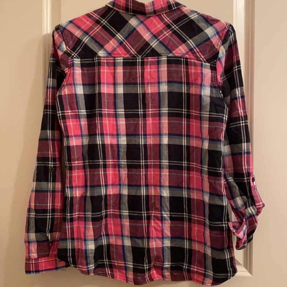 Button up shirt - Picture 2 of 2